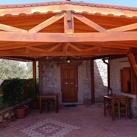 Yesil Inci Δωμάτια σε οικογενειακή κατοικία Ayvalı